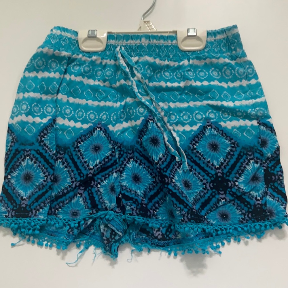 Patterned shorts